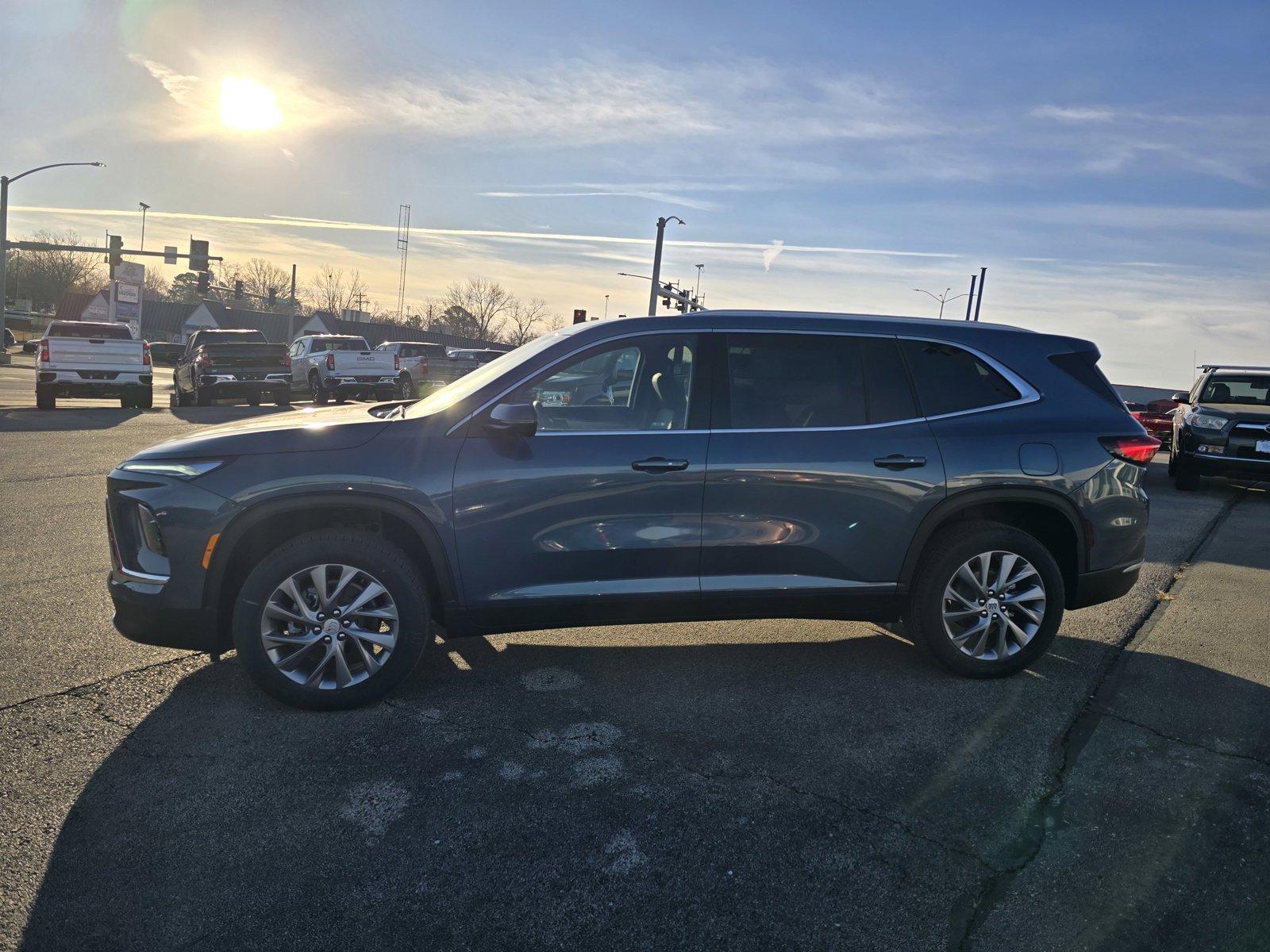 2025 Buick Enclave Vehicle Photo in Rolla, MO 65401
