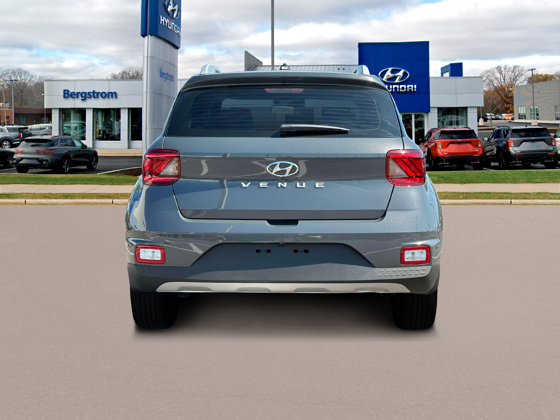 2025 Hyundai VENUE Vehicle Photo in Green Bay, WI 54304