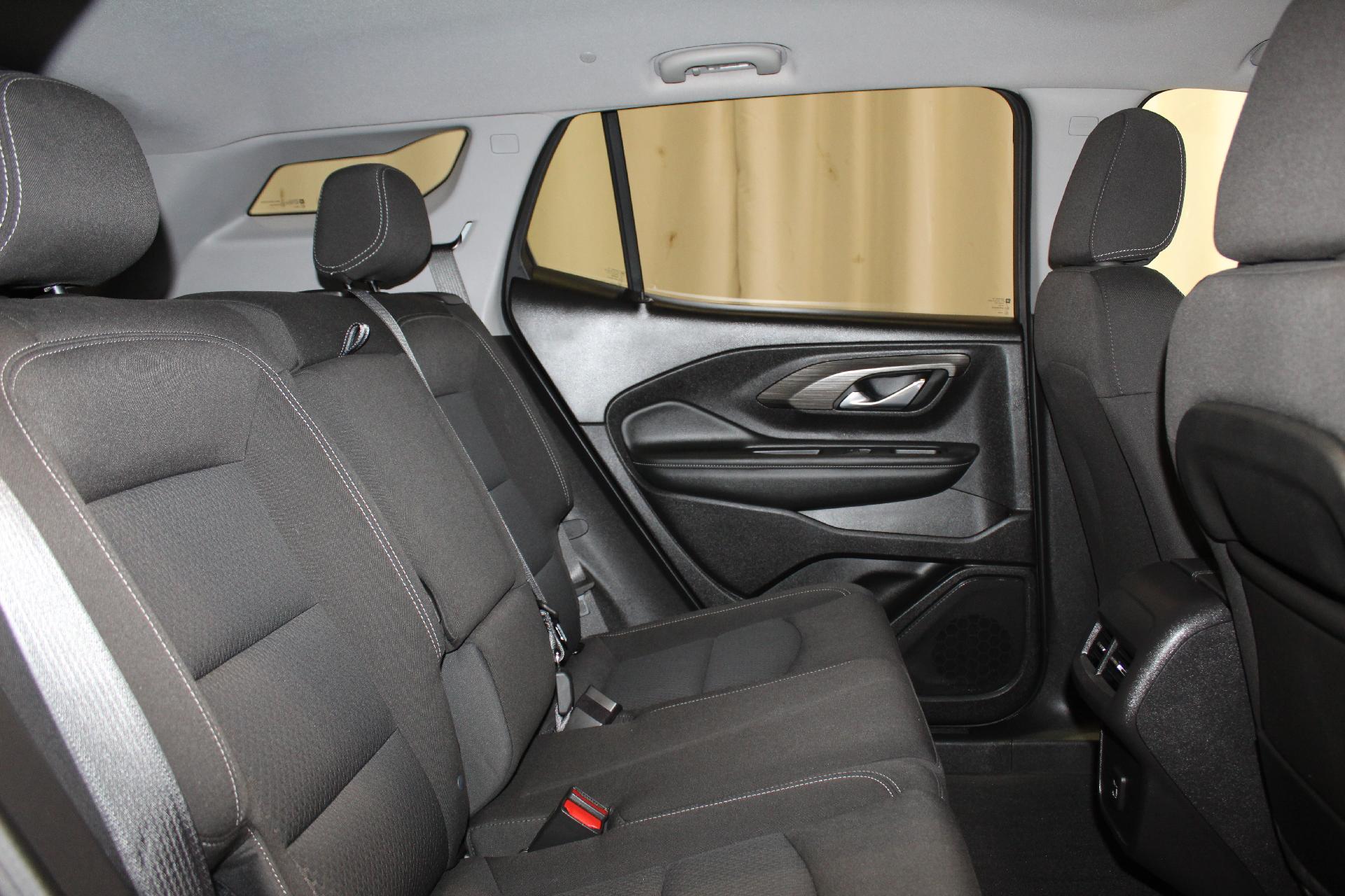 2024 GMC Terrain Vehicle Photo in NORTHAMPTON, MA 01060-1120