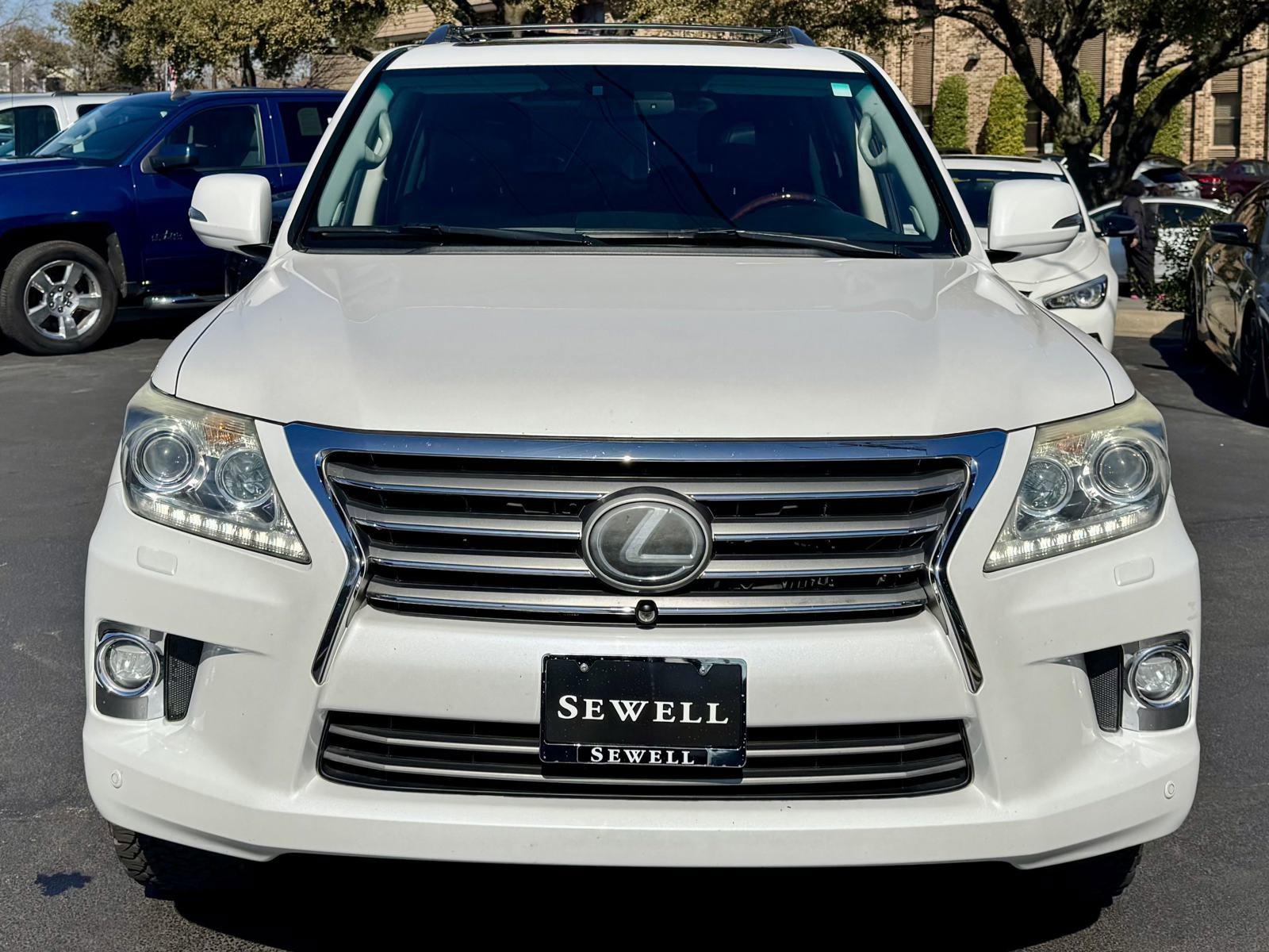 2014 Lexus LX 570 Vehicle Photo in DALLAS, TX 75209-3016