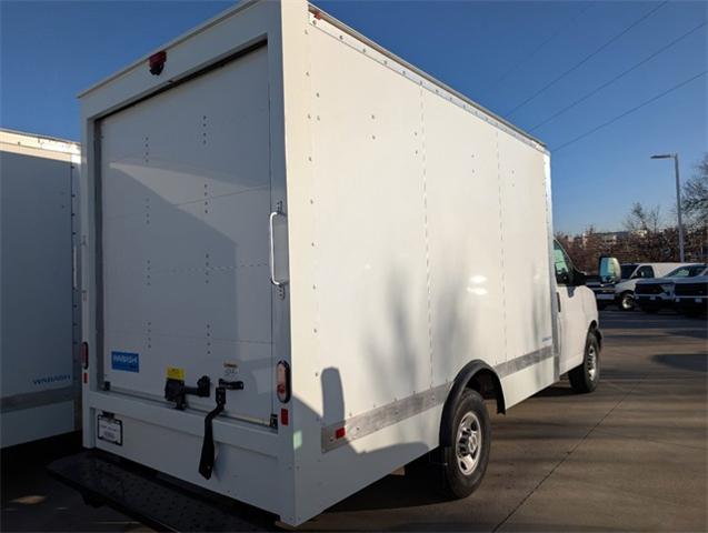 2024 Chevrolet Express Commercial Cutaway Vehicle Photo in ENGLEWOOD, CO 80113-6708