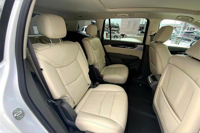 2023 Cadillac XT6 Vehicle Photo in KANSAS CITY, MO 64114-4545