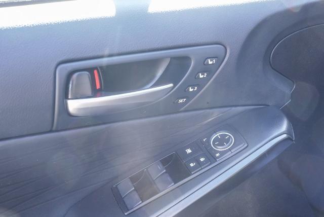 2024 Lexus IS Vehicle Photo in VENTURA, CA 93003-8585