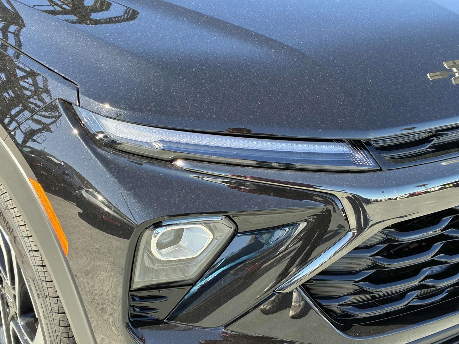 2025 Chevrolet Trailblazer Vehicle Photo in LOS ANGELES, CA 90007-3794