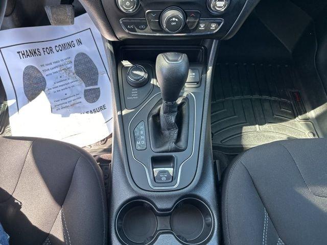 2019 Jeep Cherokee Vehicle Photo in MEDINA, OH 44256-9631