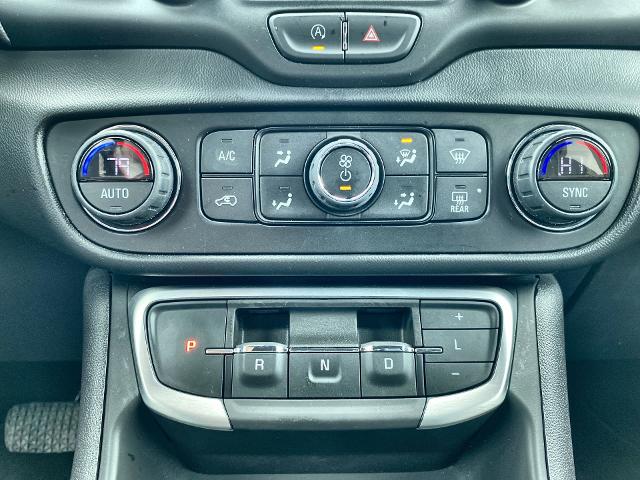 2022 GMC Terrain Vehicle Photo in WILLIAMSVILLE, NY 14221-2883