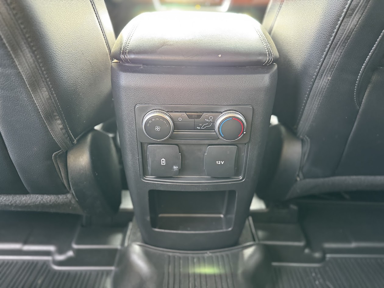 2021 Ford Explorer Vehicle Photo in BOONVILLE, IN 47601-9633