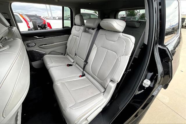 2022 Jeep Grand Cherokee L Vehicle Photo in Grapevine, TX 76051
