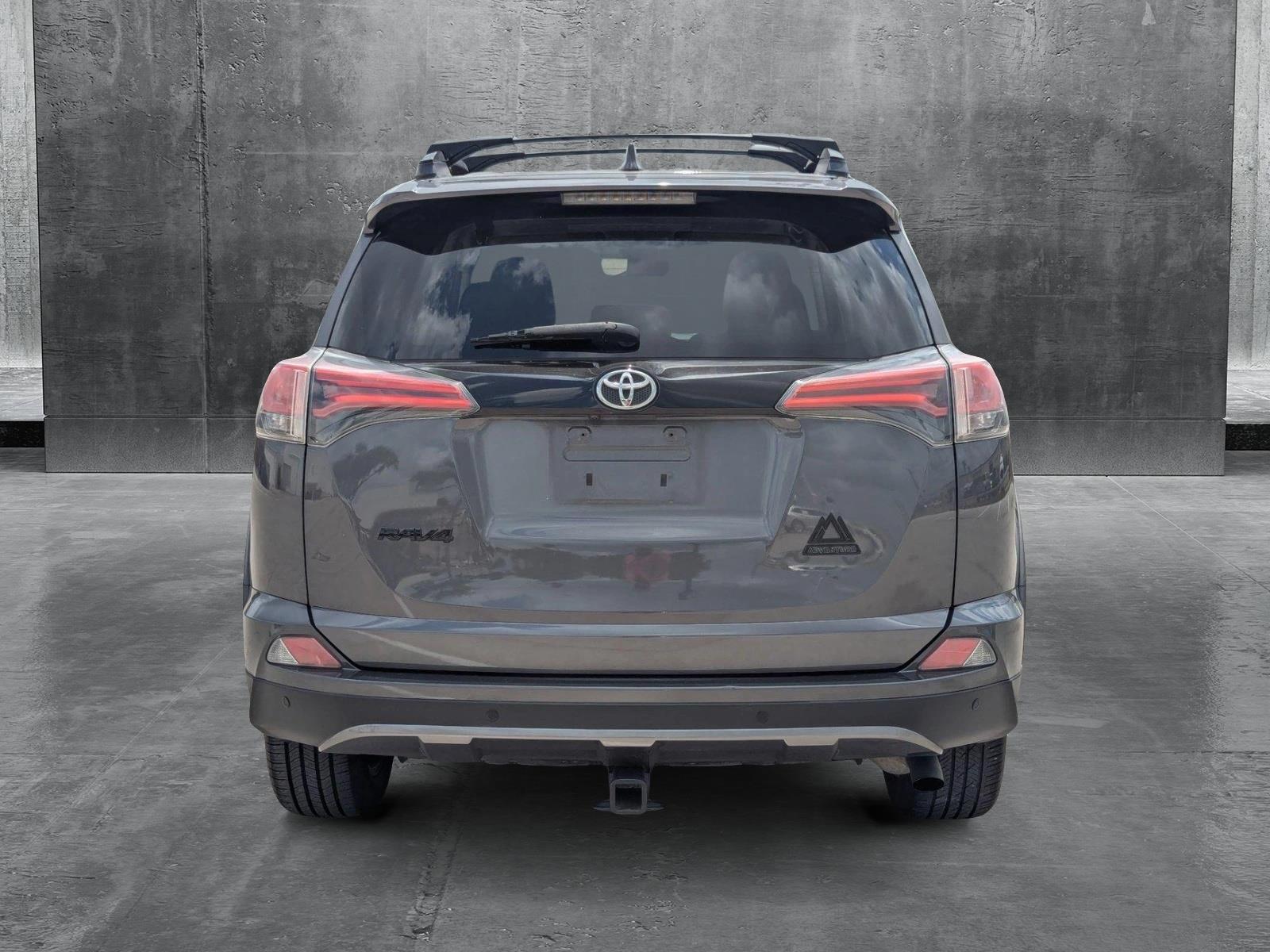 2018 Toyota RAV4 Vehicle Photo in Corpus Christi, TX 78415