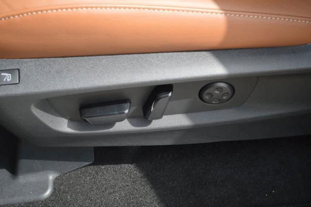 2025 INFINITI QX60 Vehicle Photo in Houston, TX 77090