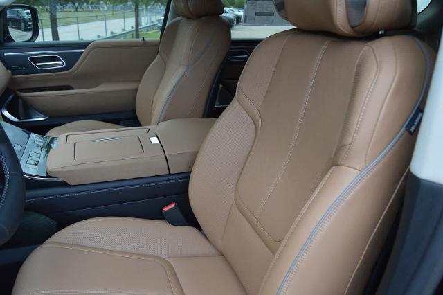 2025 INFINITI QX80 Vehicle Photo in Houston, TX 77090
