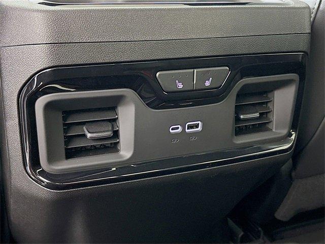 2025 GMC Sierra 2500 HD Vehicle Photo in PUYALLUP, WA 98371-4149