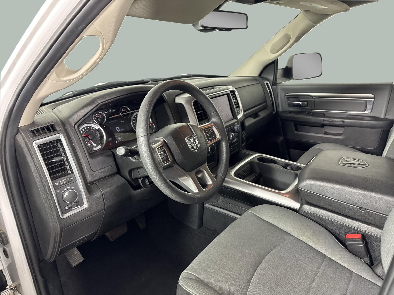 2023 Ram 1500 Classic Vehicle Photo in GEORGETOWN, TX 78626-7508