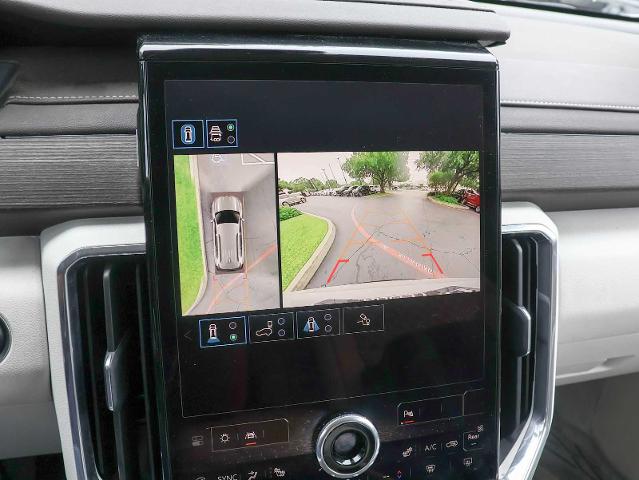 2024 GMC Acadia Vehicle Photo in Dallas, TX 75209