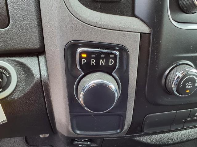 2019 Ram 1500 Classic Vehicle Photo in EMPORIA, VA 23847-1235