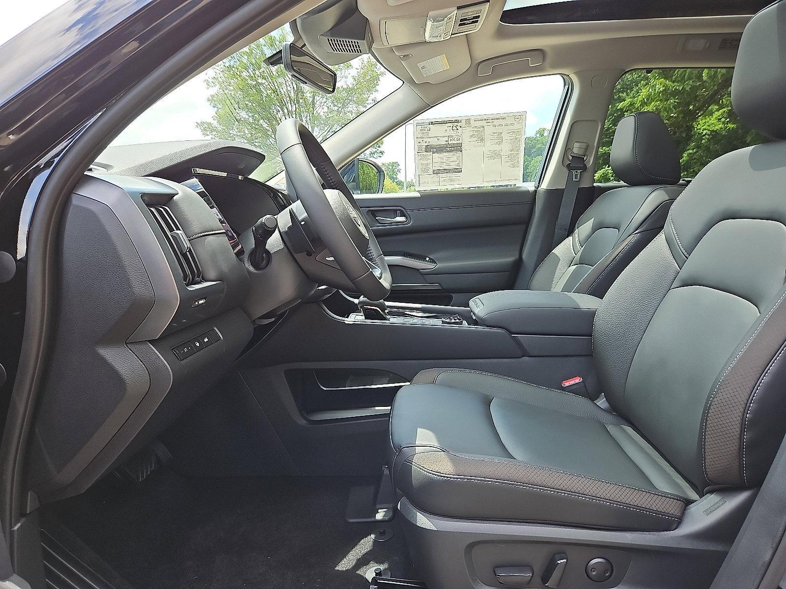 2025 Nissan Pathfinder Vehicle Photo in Jenkintown, PA 19046