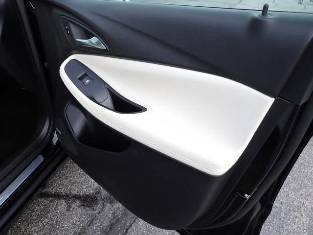 2024 Buick Encore GX Vehicle Photo in ZELIENOPLE, PA 16063-2910