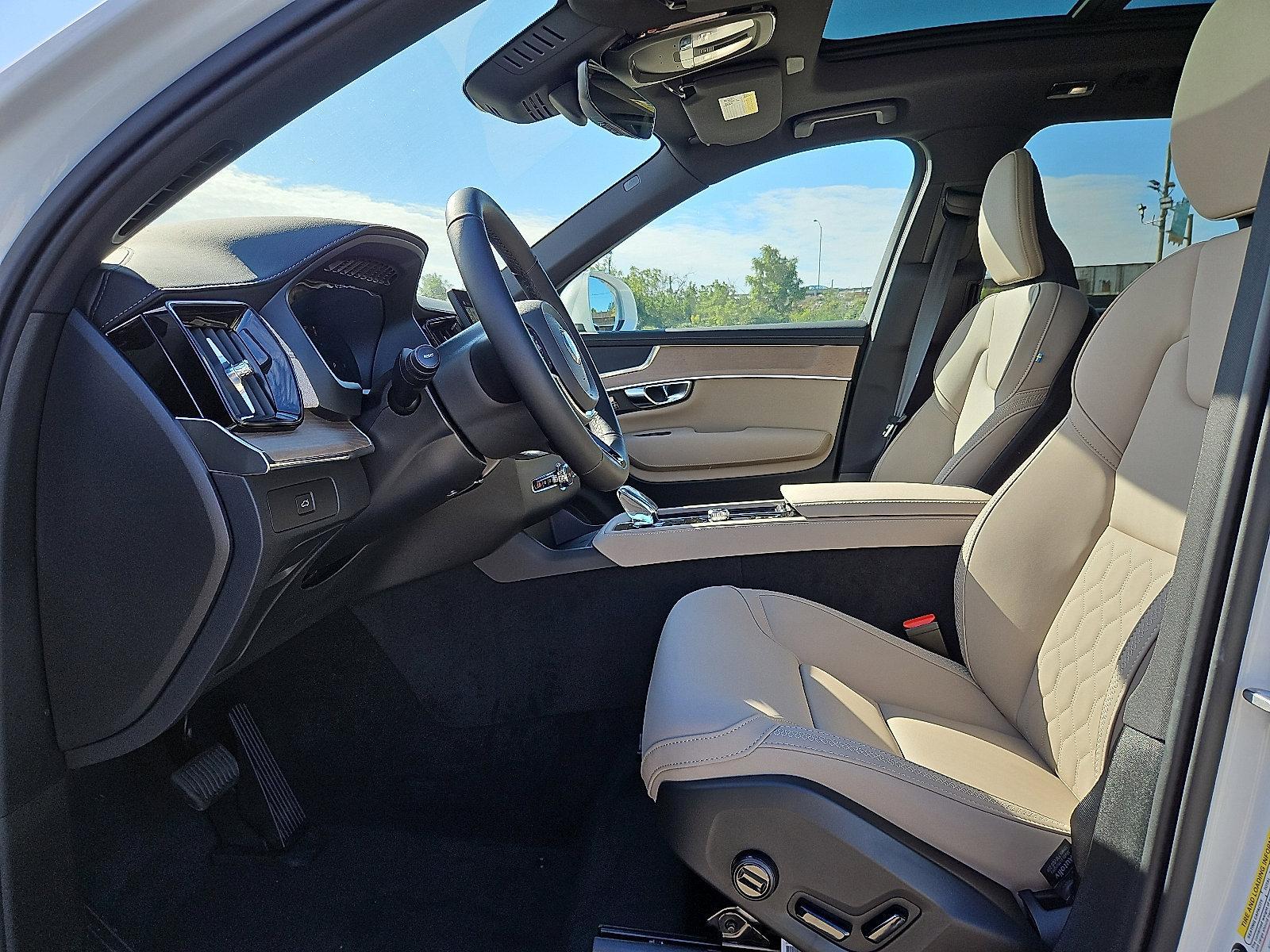 2026 Volvo XC90 Vehicle Photo in Trevose, PA 19053