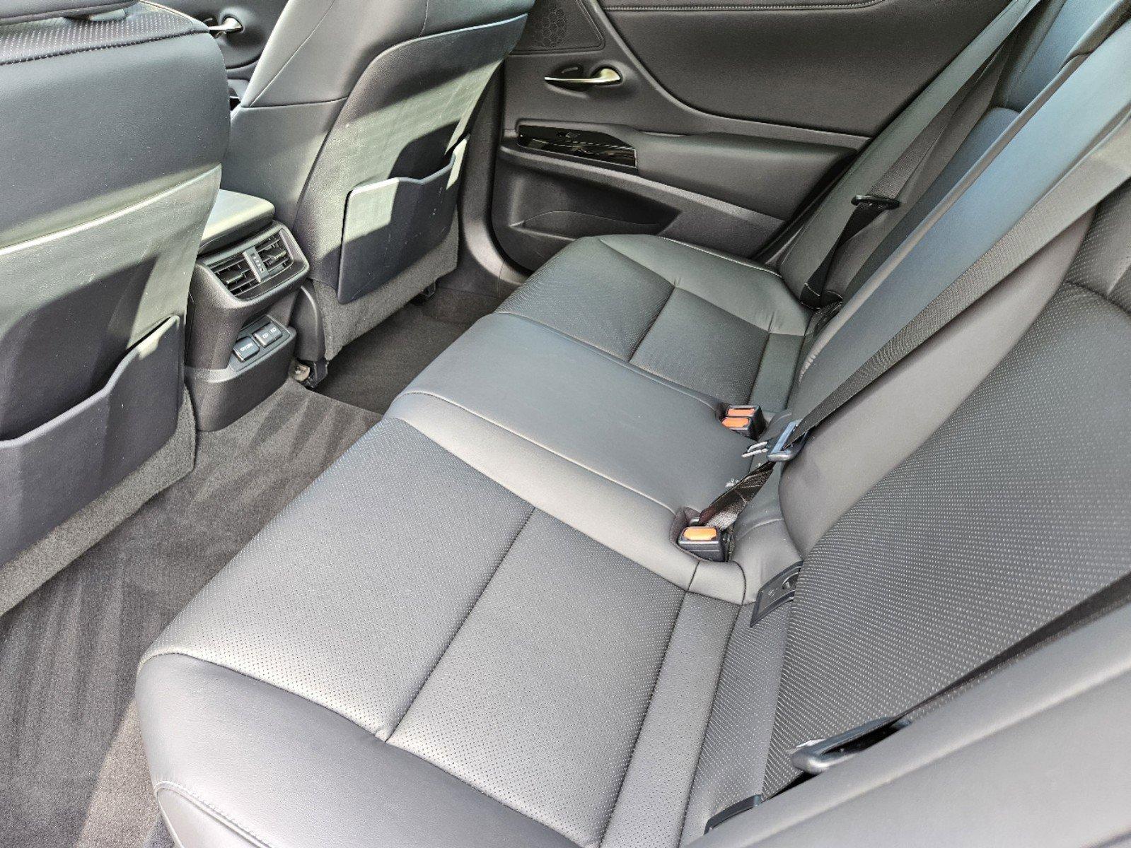 2023 Lexus ES 350 Vehicle Photo in FORT WORTH, TX 76132