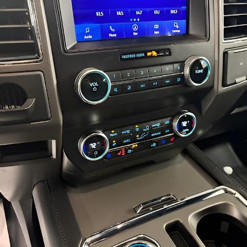 2020 Ford Expedition Max Vehicle Photo in APPLETON, WI 54914-8833