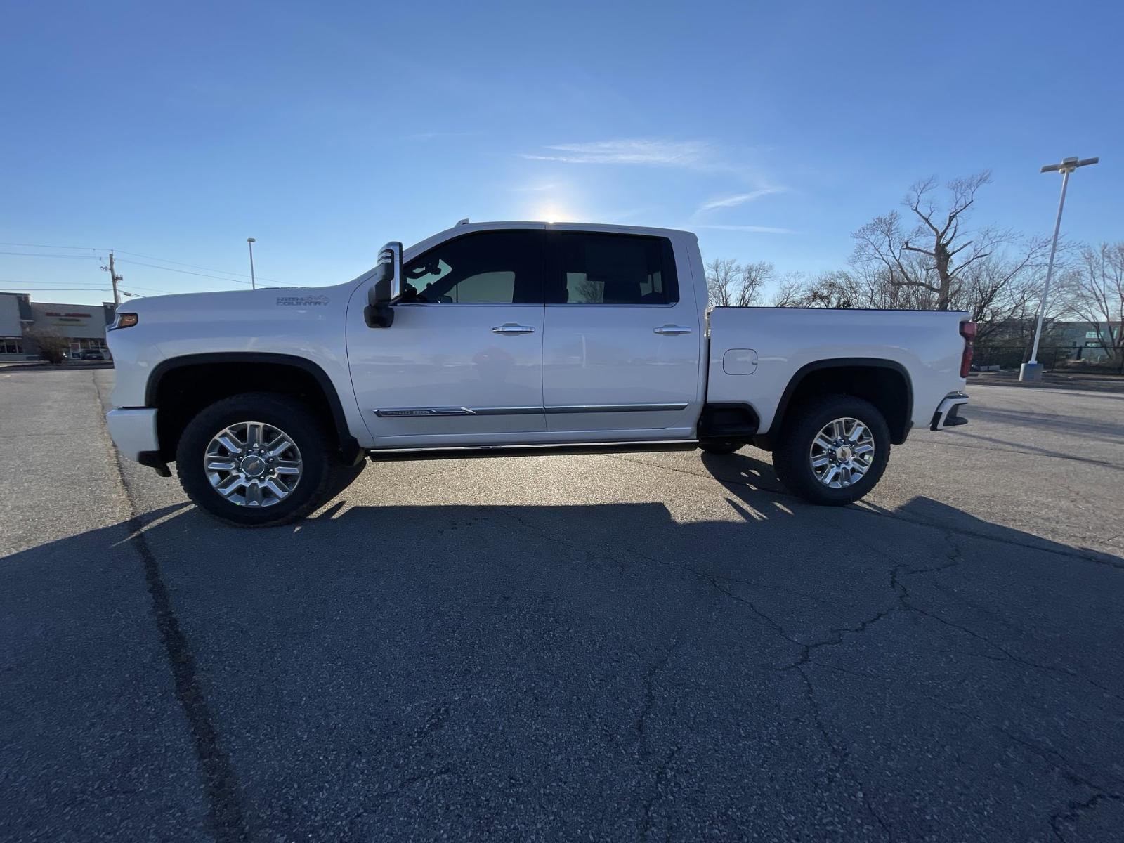 2025 Chevrolet Silverado 2500 HD Vehicle Photo in BENTONVILLE, AR 72712-4322