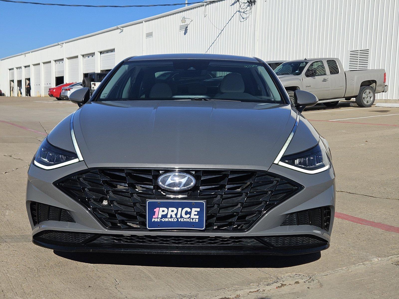 2022 Hyundai SONA Vehicle Photo in NORTH RICHLAND HILLS, TX 76180-7199