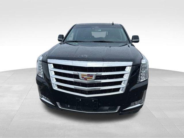 2018 Cadillac Escalade Vehicle Photo in MEDINA, OH 44256-9631