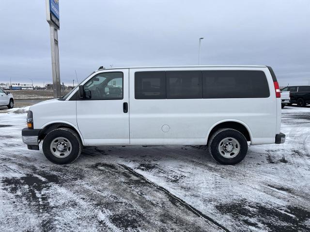 Used 2020 Chevrolet Express Passenger LT with VIN 1GAWGFFG3L1143612 for sale in Belle Plaine, Minnesota