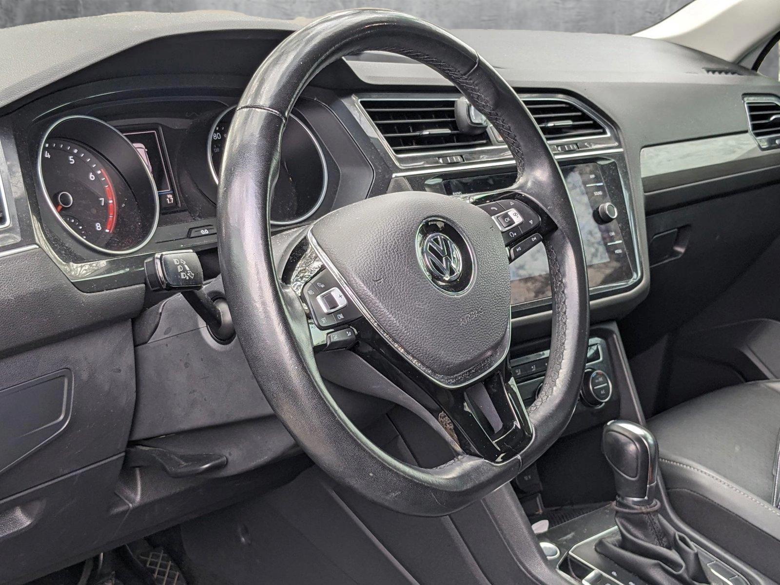 2018 Volkswagen Tiguan Vehicle Photo in Tampa, FL 33614