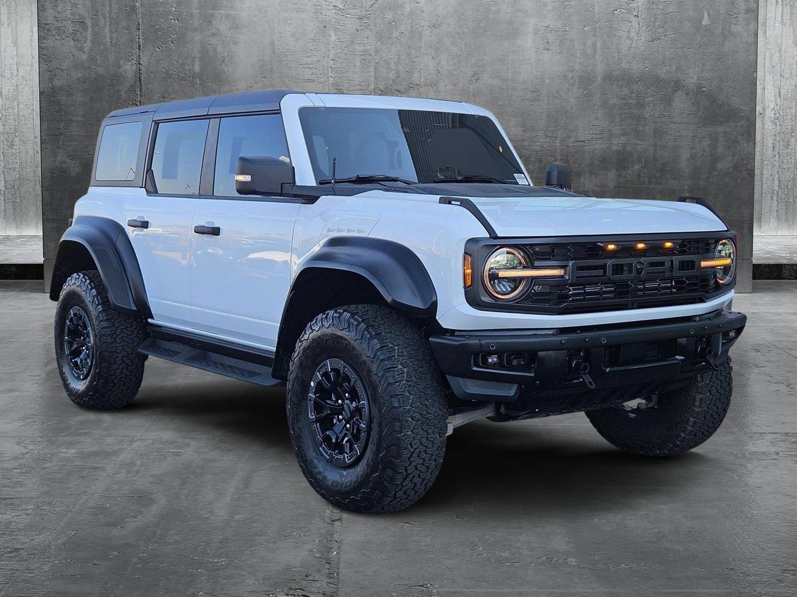 2023 Ford Bronco Vehicle Photo in Peoria, AZ 85382