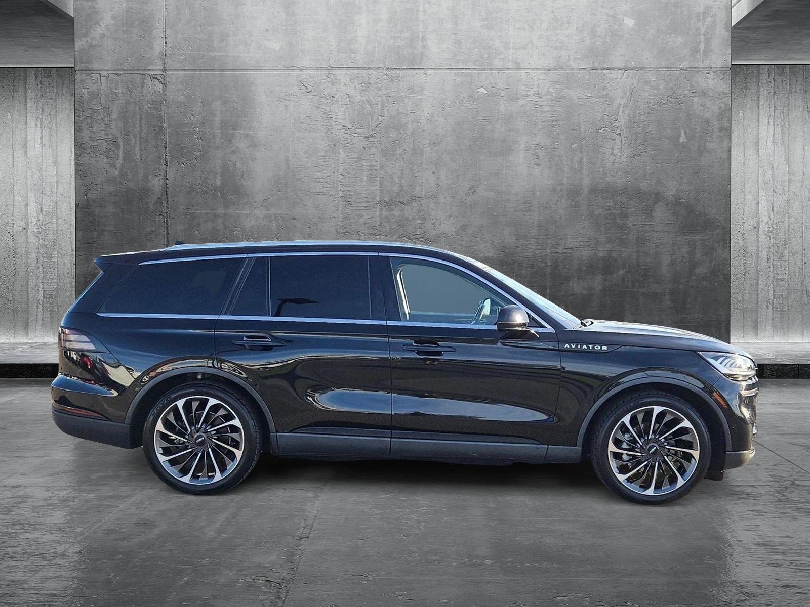 2021 Lincoln Aviator Vehicle Photo in MESA, AZ 85206-4395