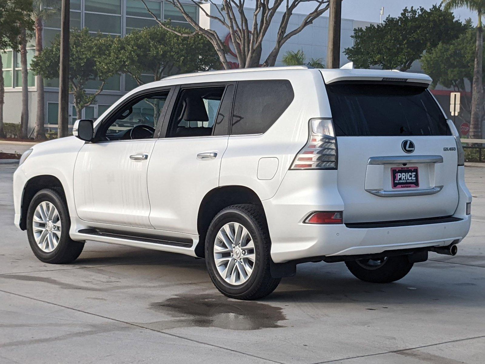 2023 Lexus GX 460 Vehicle Photo in Davie, FL 33331