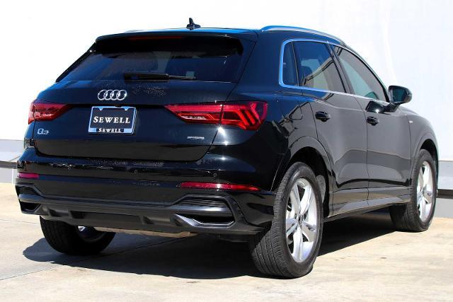 2022 Audi Q3 Vehicle Photo in SUGAR LAND, TX 77478