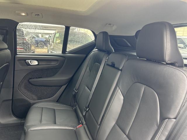 2025 Volvo XC40 Vehicle Photo in Grapevine, TX 76051