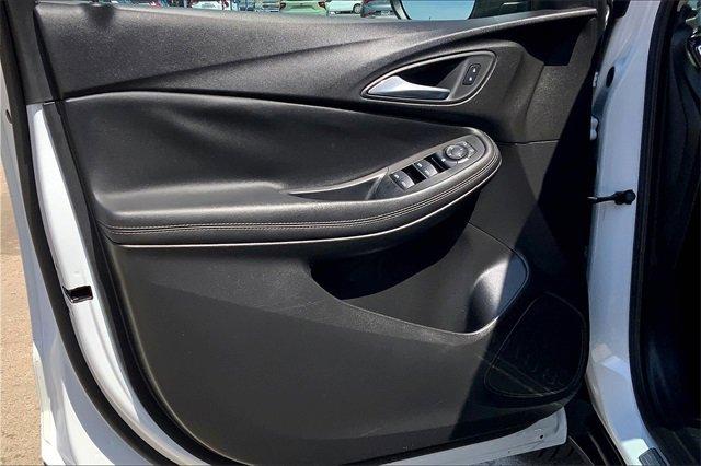 2021 Buick Encore GX Vehicle Photo in TOPEKA, KS 66609-0000