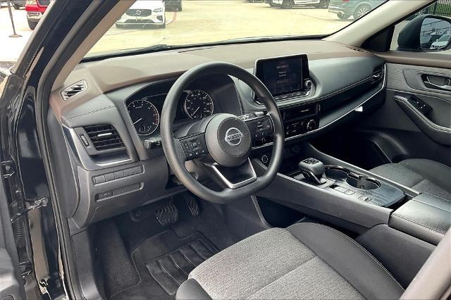 2021 Nissan Rogue Vehicle Photo in Grapevine, TX 76051