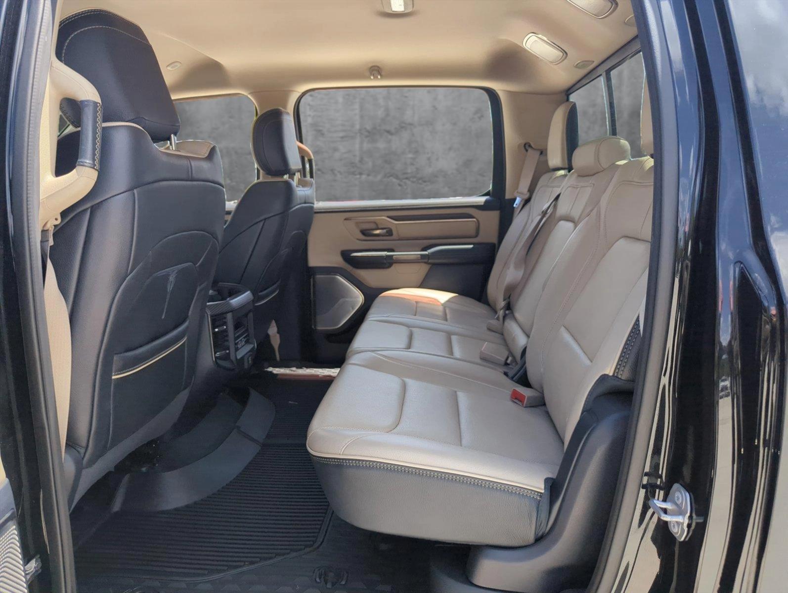 2019 Ram 1500 Vehicle Photo in Pembroke Pines, FL 33027