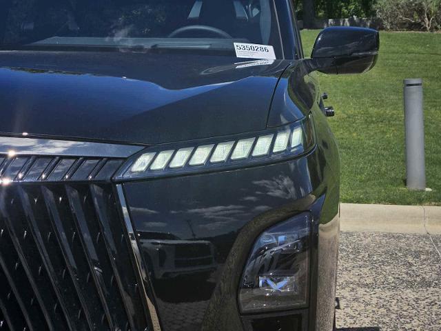 2025 INFINITI QX80 Vehicle Photo in Fort Worth, TX 76132