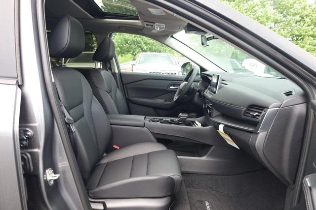 2025 Nissan Rogue Vehicle Photo in Hazelwood, MO 63042