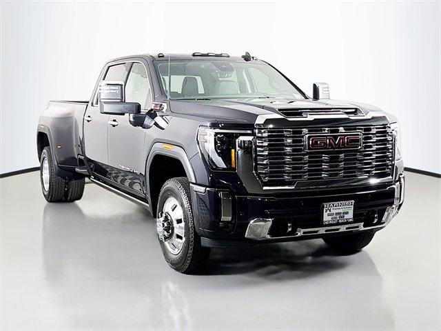 2025 GMC Sierra 3500 HD Vehicle Photo in PUYALLUP, WA 98371-4149