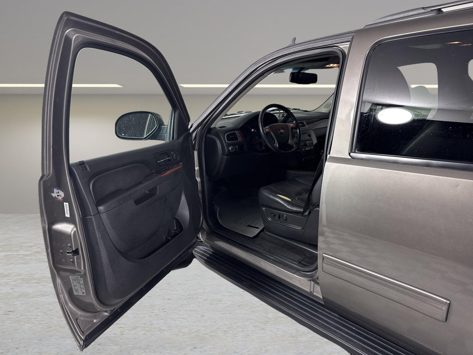 2014 Chevrolet Tahoe Vehicle Photo in GEORGETOWN, TX 78626-7508