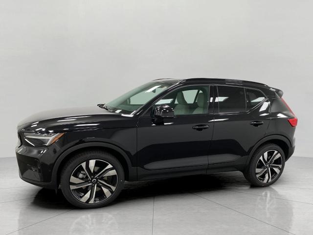 2025 Volvo XC40 Vehicle Photo in Appleton, WI 54913