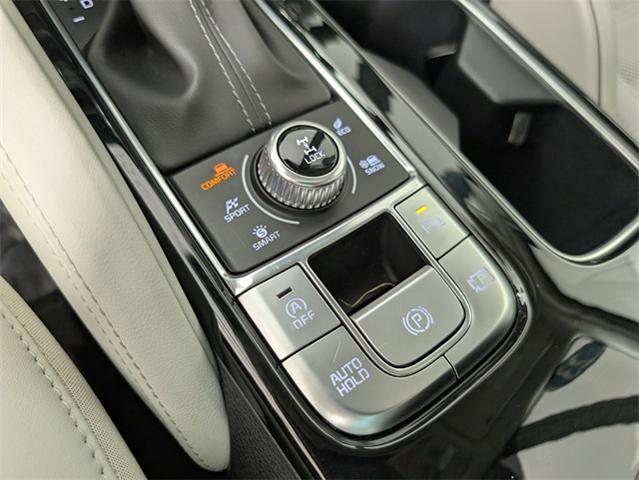 2023 Kia Telluride Vehicle Photo in ENGLEWOOD, CO 80113-6708