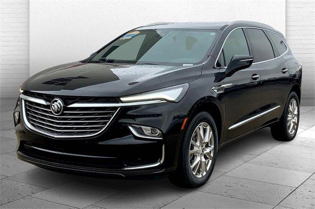 2022 Buick Enclave Vehicle Photo in TOPEKA, KS 66609-0000