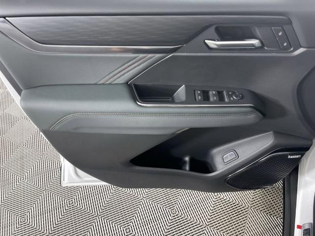 2025 GMC Acadia Vehicle Photo in GILBERT, AZ 85297-0402