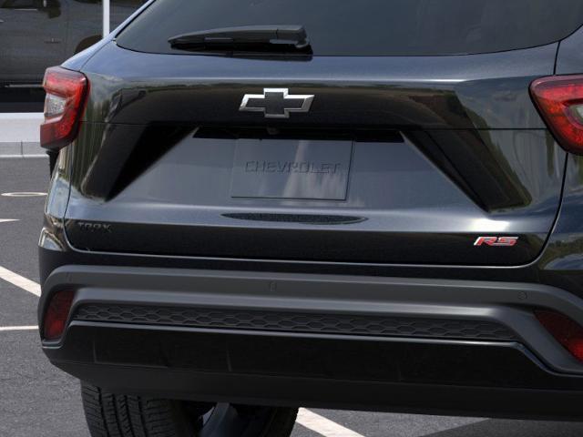 2025 Chevrolet Trax Vehicle Photo in Roslyn, NY 11576