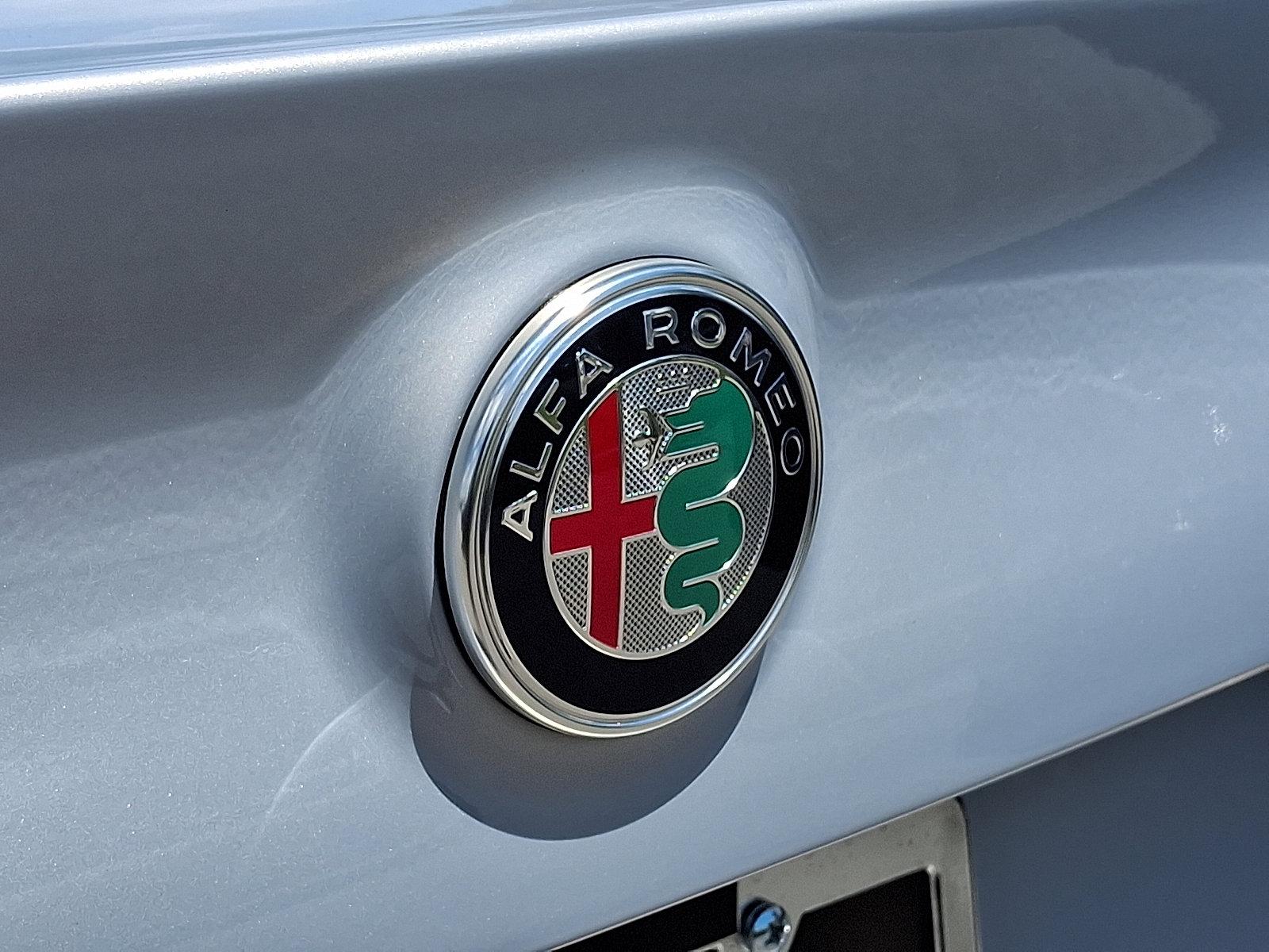 2025 Alfa Romeo Giulia Vehicle Photo in Mechanicsburg, PA 17050