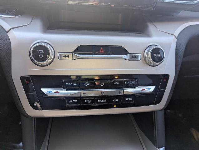 2023 Ford Explorer Vehicle Photo in Oshkosh, WI 54901