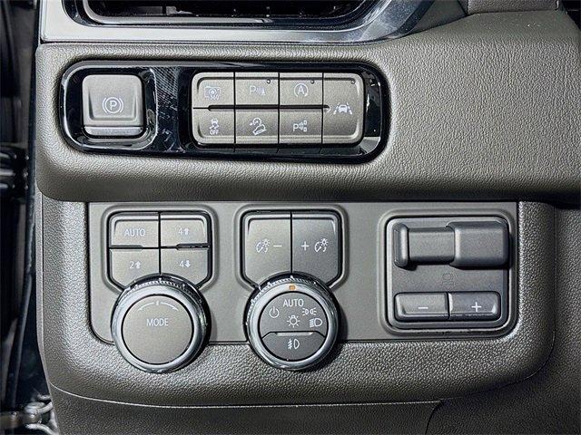 2025 GMC Yukon Vehicle Photo in PUYALLUP, WA 98371-4149