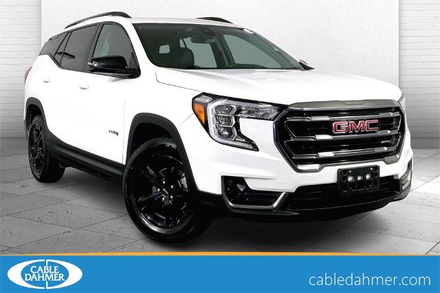 2023 GMC Terrain Vehicle Photo in Lees Summit, MO 64086
